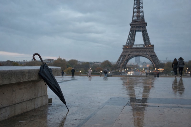 Hidden Stories: Eiffel Tower, Champs Élysées & Monuments Tour